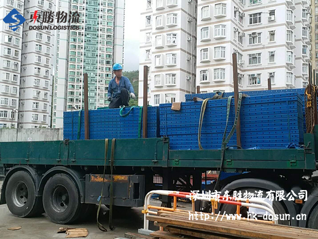 大貨工程運輸-- 司機：這不單單是運輸，更是技術(shù)！中港物流,中港專線,中港拖車運輸,深圳到香港物流-深圳東勝物流公司,專注中港物流14年